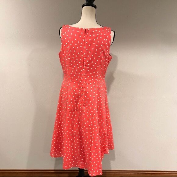 Sleeveless v-neck dot print dress‎ - Picture 6 of 12